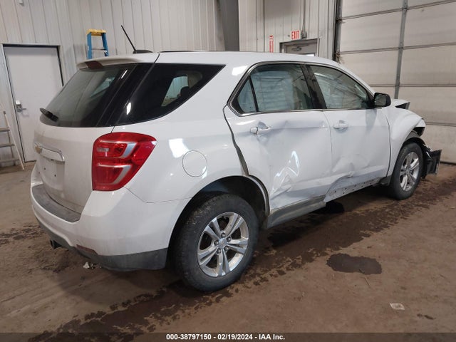 Chevrolet EQUINOX LS 2017 2GNALBEK0H1612465 Image 4