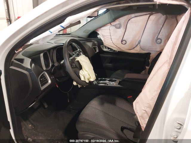 Chevrolet EQUINOX LS 2017 2GNALBEK0H1612465 Image 5