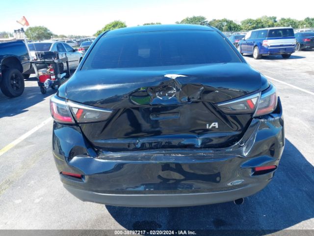 3MYDLBZV3GY145327 Scion IA