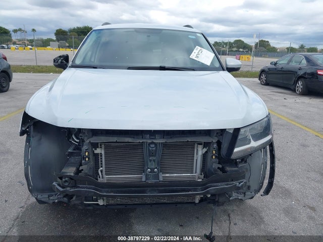 3VV1B7AXXJM093922 Volkswagen Tiguan 2.0t S