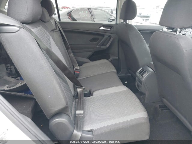 3VV1B7AXXJM093922 Volkswagen Tiguan 2.0t S