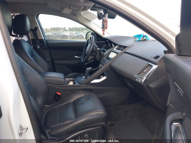 2020 JAGUAR E-PACE SADFK2FX5L1007257 Photo 4