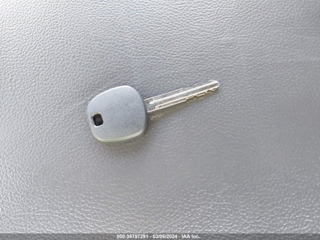 Toyota RAV4 LE 2015 JTMBFREV8FD107539 Image 11