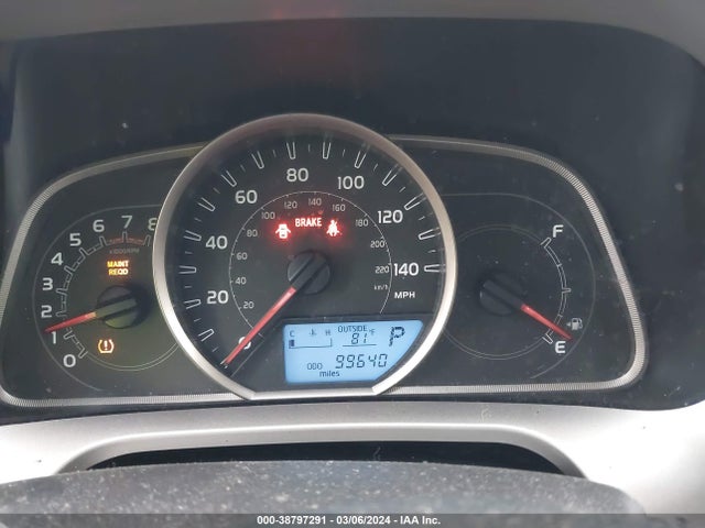Toyota RAV4 LE 2015 JTMBFREV8FD107539 Image 7