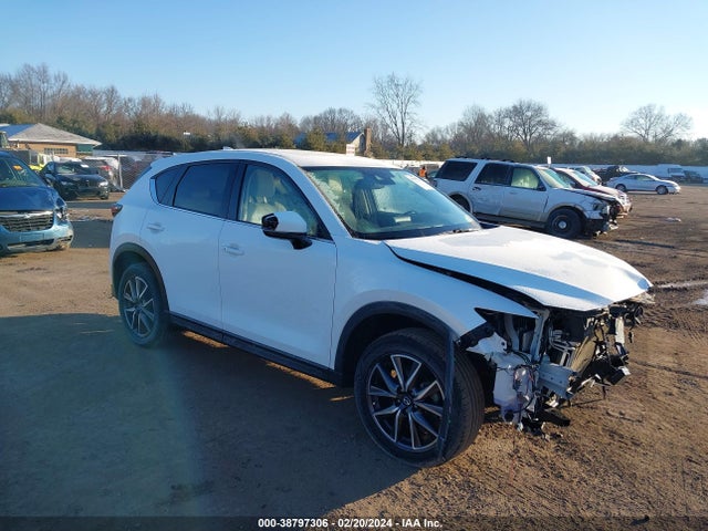 Mazda Cx-5 Grand Touring 2018 JM3KFBDM7J0453167 Image 1