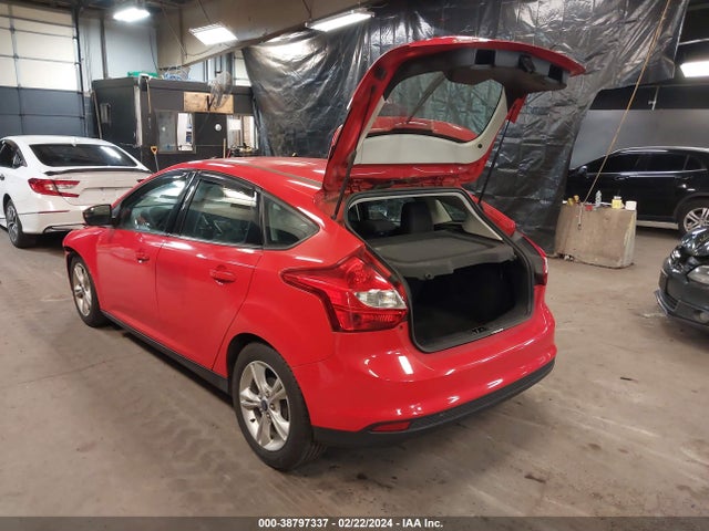Ford FOCUS SE 2014 1FADP3K23EL152489 Image 3