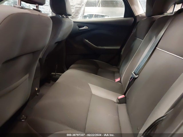 Ford FOCUS SE 2014 1FADP3K23EL152489 Image 8