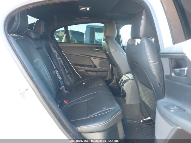 2018 JAGUAR XE SAJAF4FX8JCP23689 Photo 7