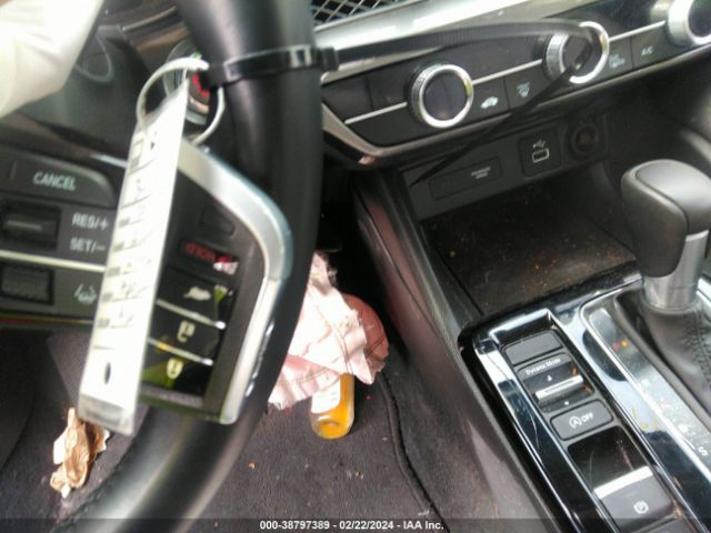 19UDE4H28RA010848 Acura Integra