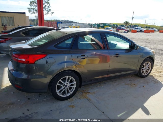 2015 FORD FOCUS SE VIN: 1FADP3F25FL273603