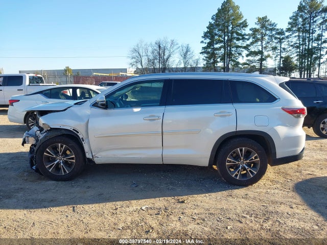 Toyota Highlander Xle V6 2016 5TDKKRFH3GS166623 Image 15