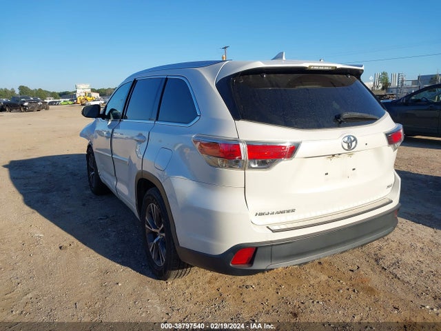 Toyota Highlander Xle V6 2016 5TDKKRFH3GS166623 Image 3