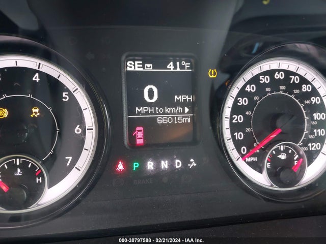 RAM 1500 Express Quad Cab 4x4 6'4 Box 2018 1C6RR7FT9JS172922 Image 7