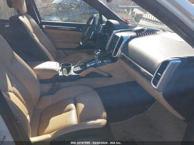 WP1AB2A29JLA61047 Porsche CAYENNE S