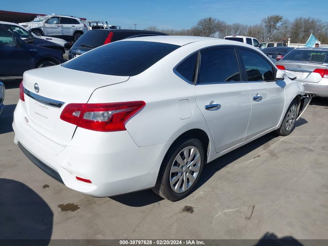 Nissan SENTRA 2016 3N1AB7AP7GY280117 Image 4