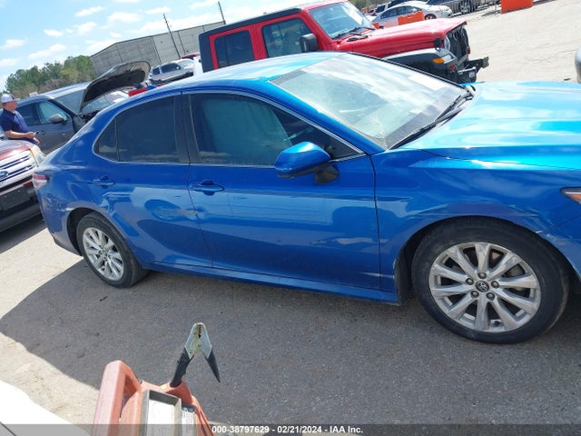 Toyota CAMRY LE 2020 4T1C11AK7LU342182 Image 13