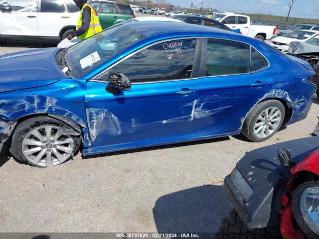Toyota CAMRY LE 2020 4T1C11AK7LU342182 Image 14