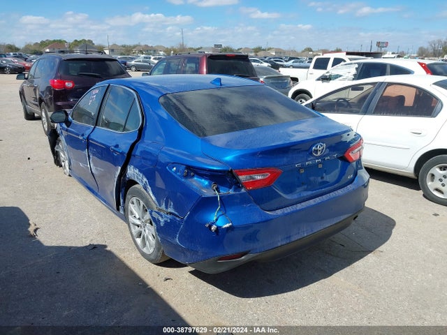 Toyota CAMRY LE 2020 4T1C11AK7LU342182 Image 3