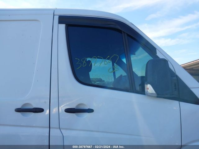 WD3PE7DC3FP103923 Mercedes-Benz Sprinter 2500 Normal Roof