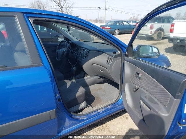 2009 KIA RIO LX VIN: KNADE223296564505