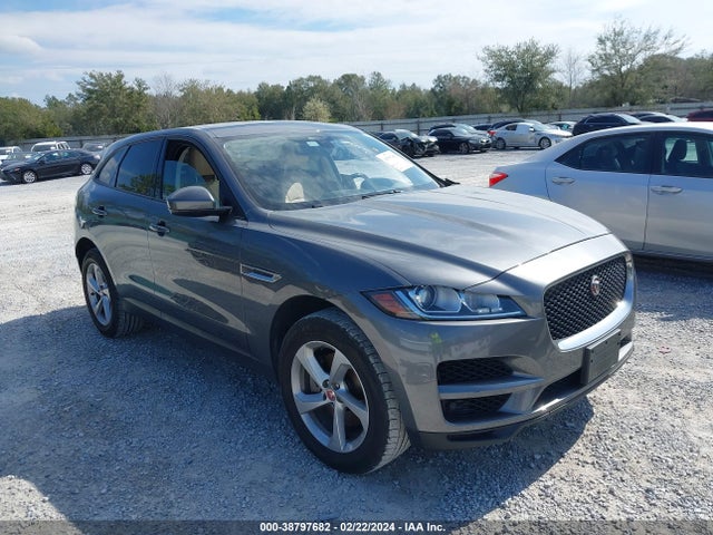 2018 JAGUAR F-PACE SADCJ2GX4JA203661 Photo 0