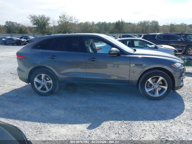 SADCJ2GX4JA203661 Jaguar F-pace 30t Premium