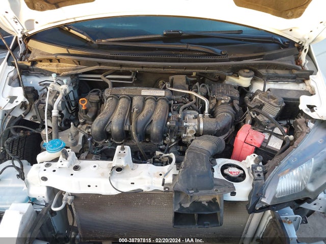 Honda FIT LX 2016 JHMGK5H58GX017683 Image 10