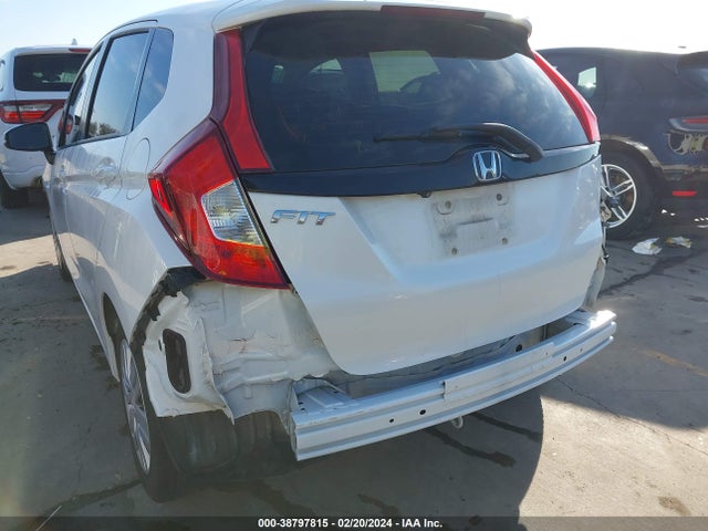 Honda FIT LX 2016 JHMGK5H58GX017683 Image 18