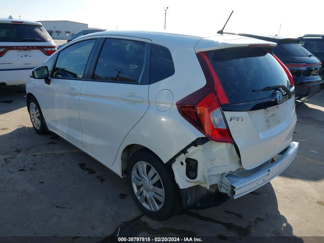 Honda FIT LX 2016 JHMGK5H58GX017683 Image 3