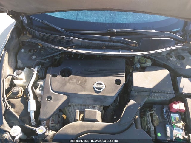 Nissan Altima 2.5 S 2015 1N4AL3AP7FC474050 Image 10