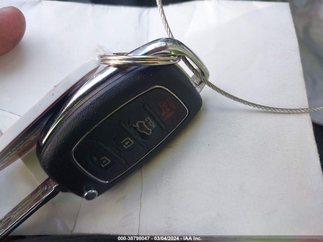 Hyundai Sonata 2017 5NPE24AF9HH588067 Image 11