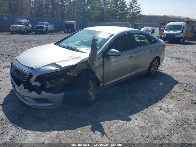 Hyundai Sonata 2017 5NPE24AF9HH588067 Image 2