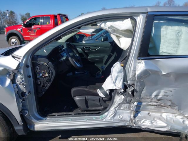 JN1BJ1CRXKW337624 Nissan Rogue Sport S