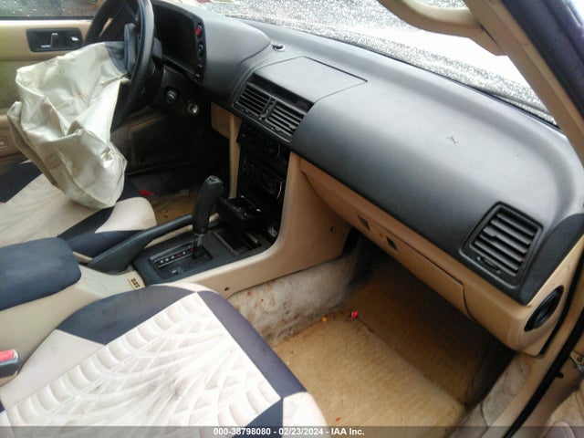 1990 ACURA LEGEND VIN: JH4KA3244LC007199