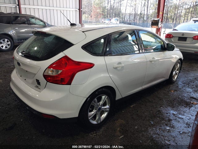 2014 FORD FOCUS SE VIN: 1FADP3K26EL301994