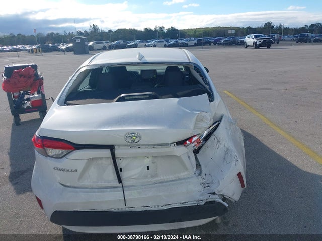 Toyota COROLLA LE 2022 5YFEPMAE4NP332927 Image 6