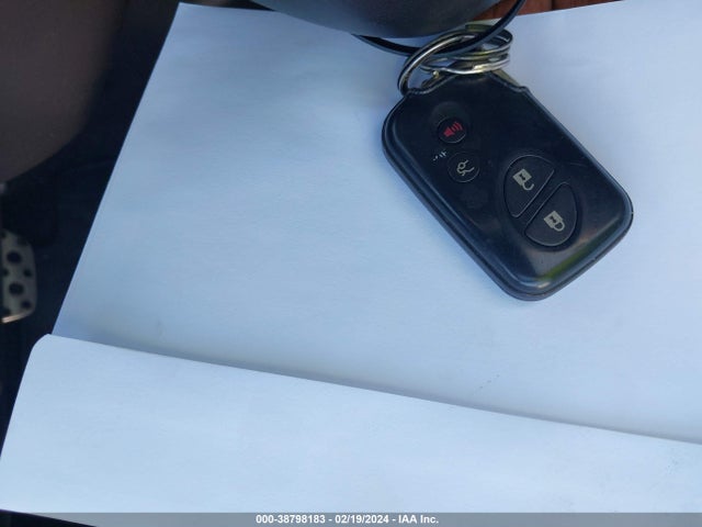 2013 LEXUS CT 200H VIN: JTHKD5BHXD2150851