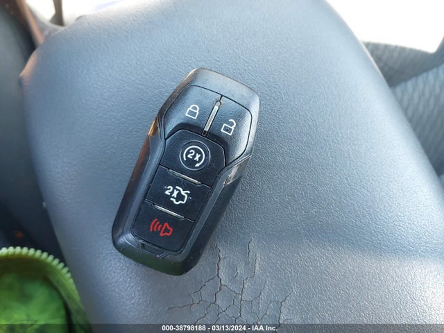 Lincoln MKZ 2016 3LN6L2G98GR604998 Image 11