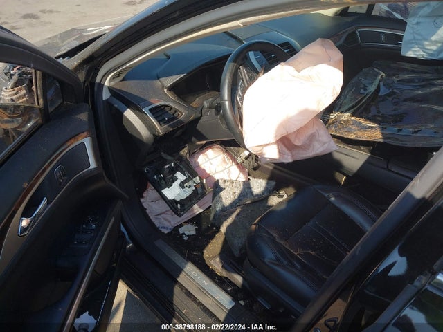 Lincoln MKZ 2016 3LN6L2G98GR604998 Image 5