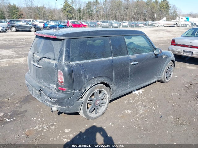 2011 MINI COOPER CLUBMAN WMWZF3C58BT188845 Photo 3