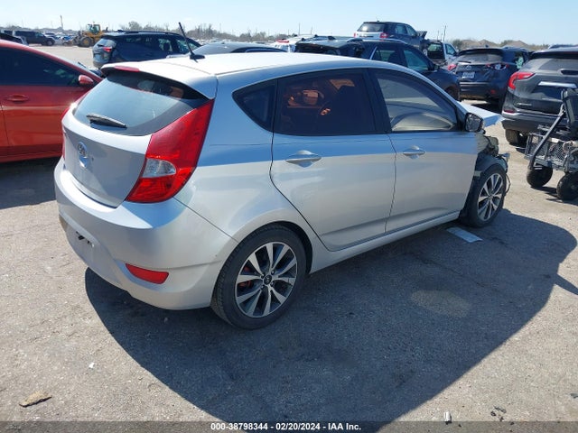 Hyundai Accent Sport 2016 KMHCU5AE4GU249330 Image 4
