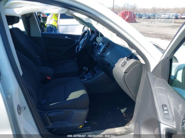 WVGAV7AX9HK051308 Volkswagen Tiguan 2.0t/2.0t S