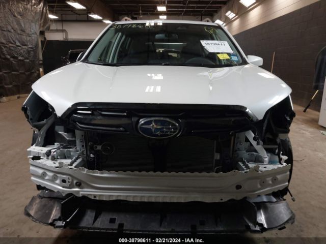 JF2SKADCXRH418465 Subaru Forester Premium