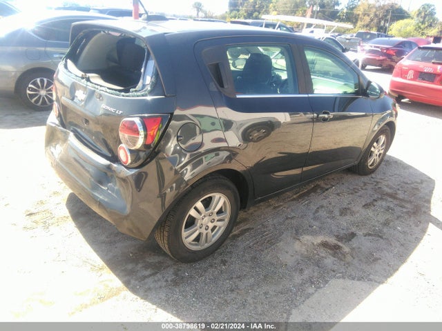 Chevrolet Sonic Lt Auto 2015 1G1JC6SH4F4109217 Image 4