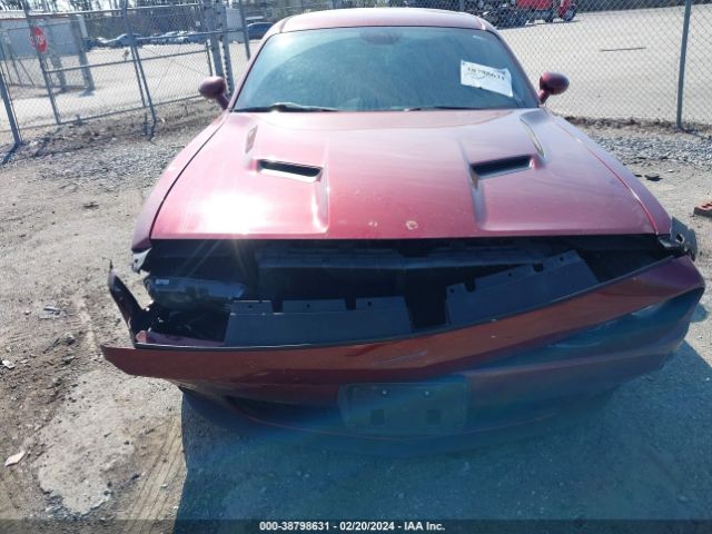2C3CDZAG8JH232994 Dodge Challenger Sxt Plus