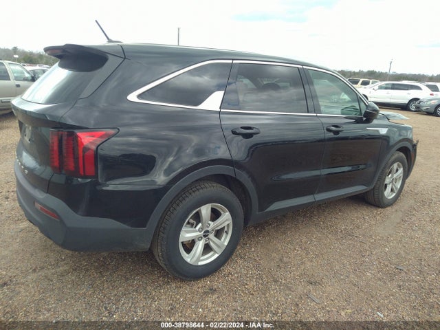 2022 KIA SORENTO LX VIN: 5XYRG4LC2NG078006
