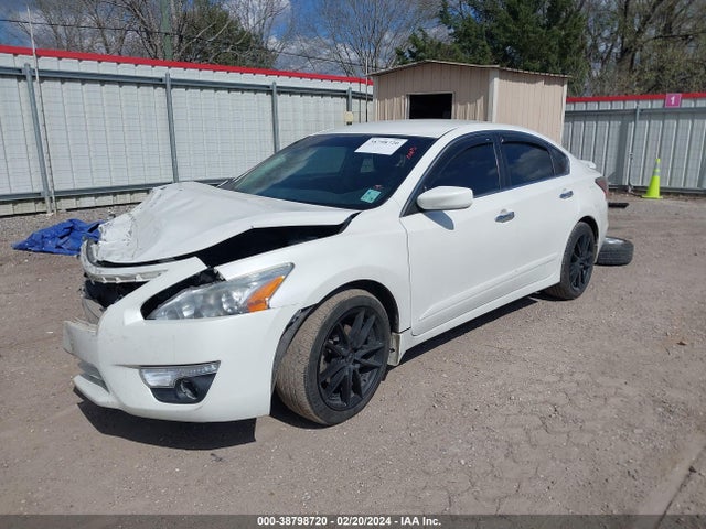 Nissan Altima 2.5 Sv 2015 1N4AL3AP8FC569099 Image 2