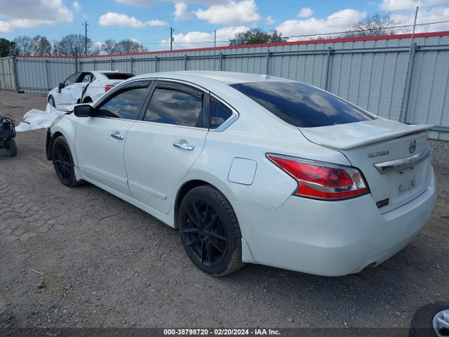 Nissan Altima 2.5 Sv 2015 1N4AL3AP8FC569099 Image 3