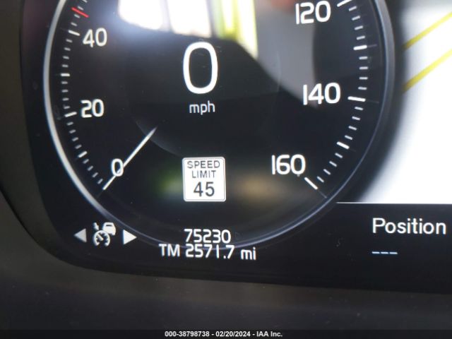 YV4102PK4M1696317 Volvo Xc90 T5 Momentum 7 Passenger