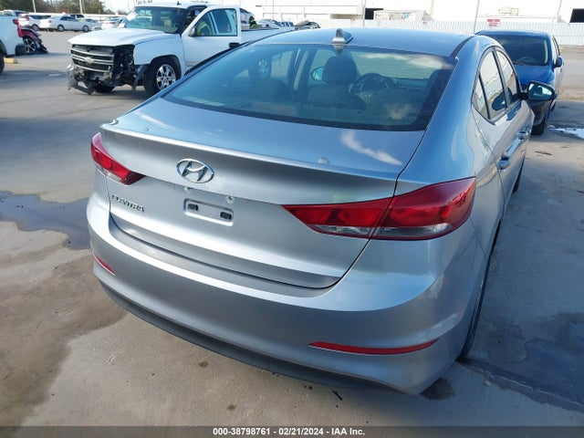 Hyundai Elantra Value Edition 2017 5NPD84LF8HH156111 Image 16